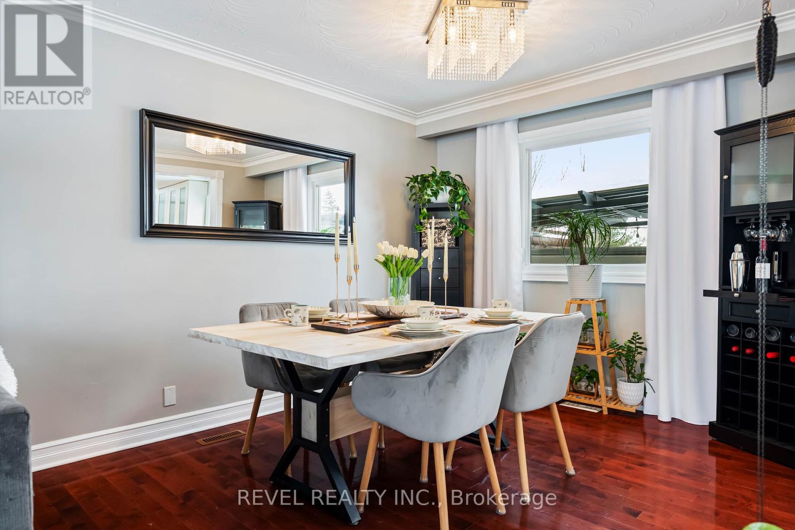 12 Victoria Boulevard, East Garafraxa, Ontario  L9W 7L6 - Photo 9 - X12850056