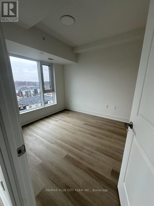 1003 - 575 Conklin Road, Brantford, Ontario  N3T 0Y2 - Photo 5 - X12850070