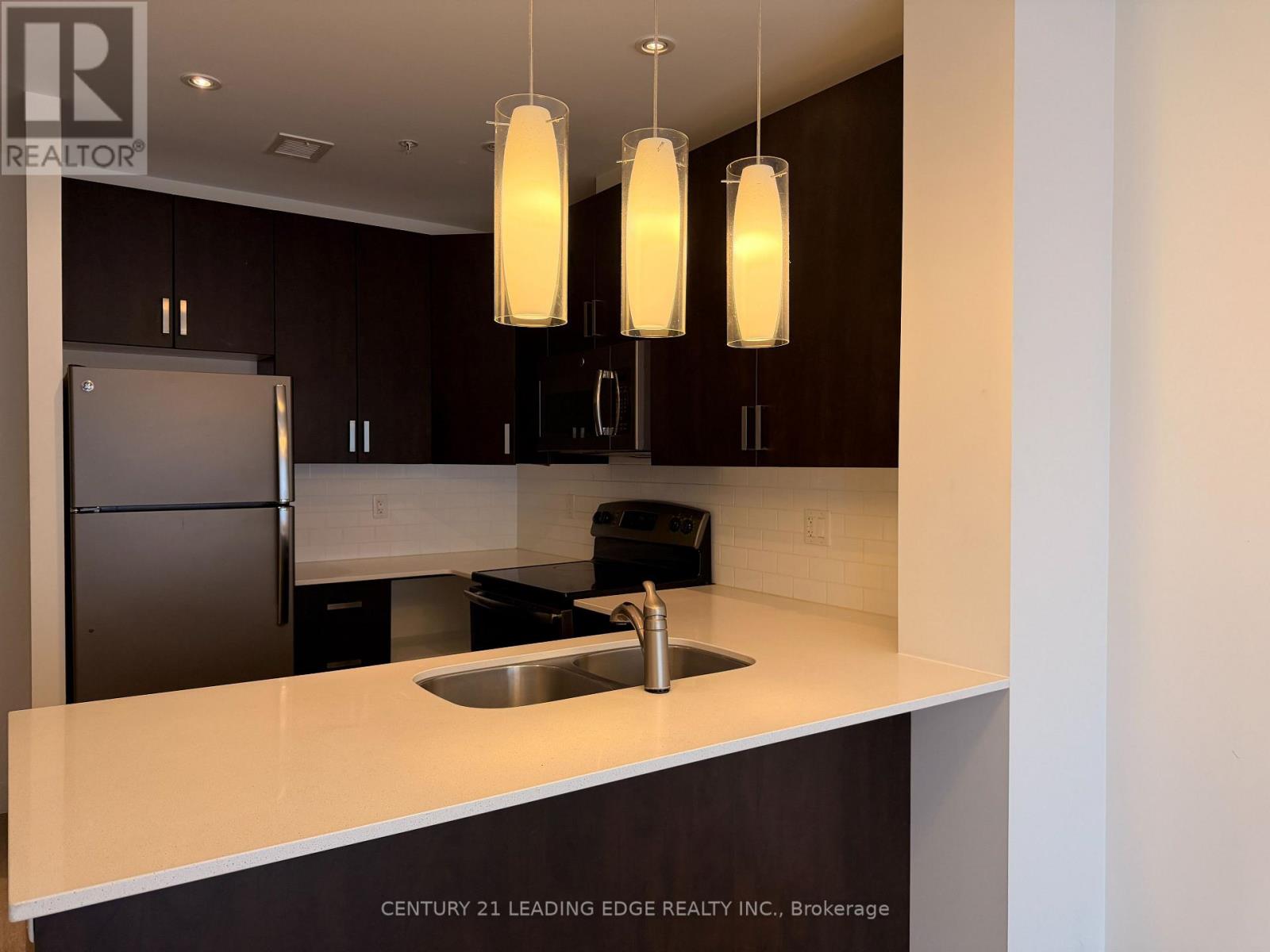 1308 - 1 Victoria Street S, Kitchener, Ontario  N2G 0B5 - Photo 13 - X12850114