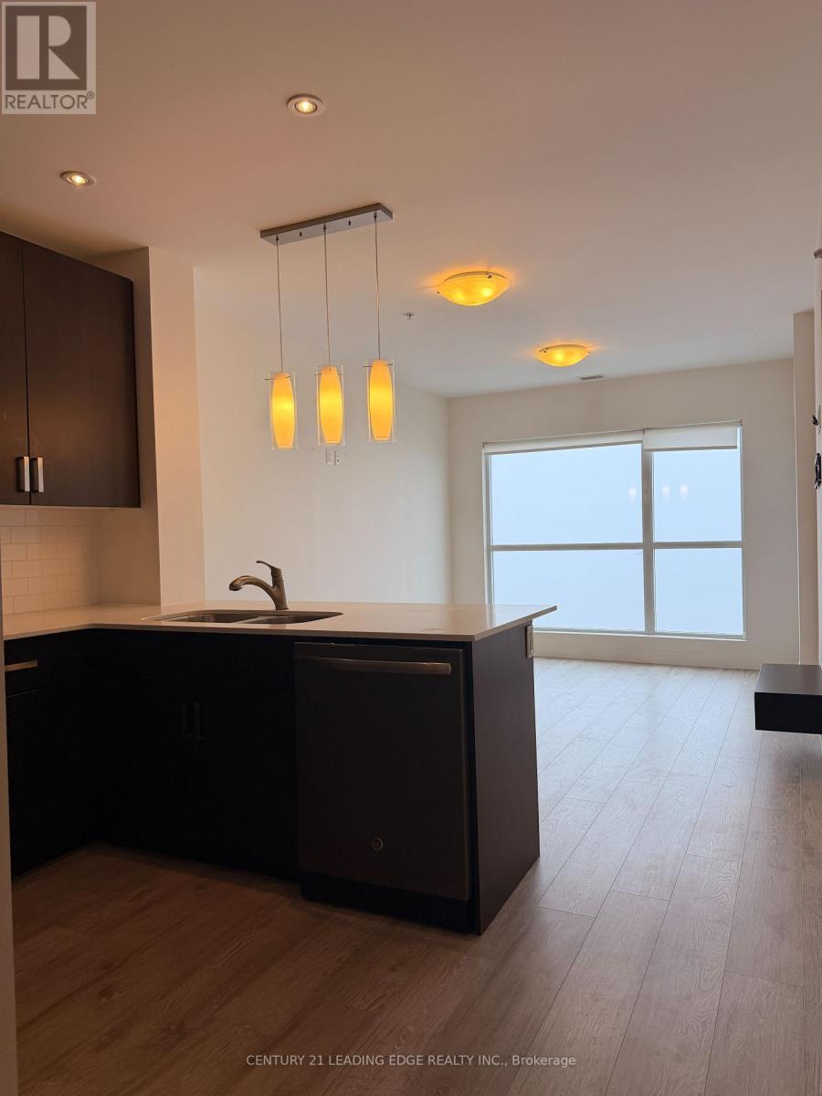 1308 - 1 Victoria Street S, Kitchener, Ontario  N2G 0B5 - Photo 6 - X12850114