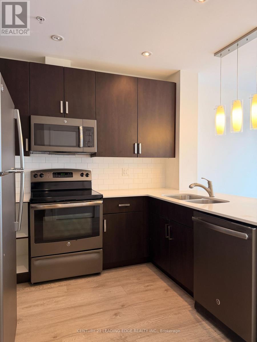 1308 - 1 Victoria Street S, Kitchener, Ontario  N2G 0B5 - Photo 7 - X12850114