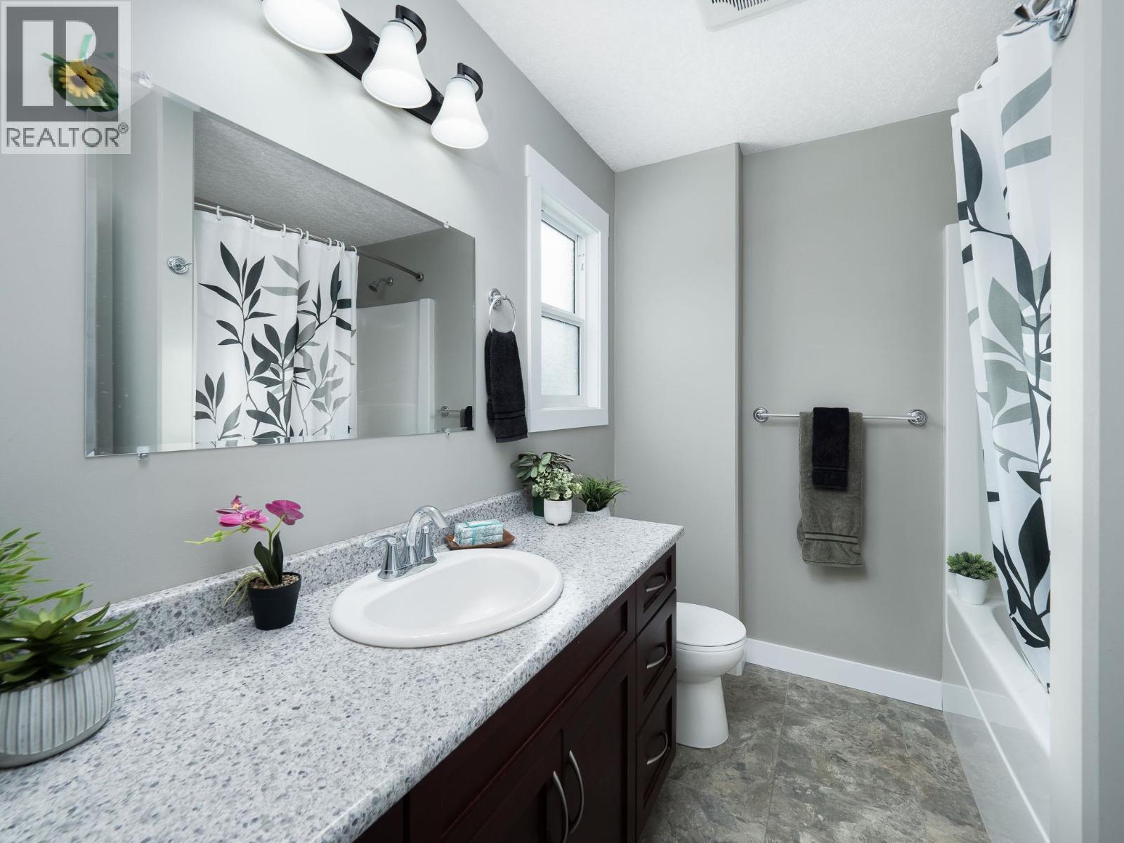 5439 Woodvalley Drive, Prince George, British Columbia  V2K 5A6 - Photo 16 - R3096566