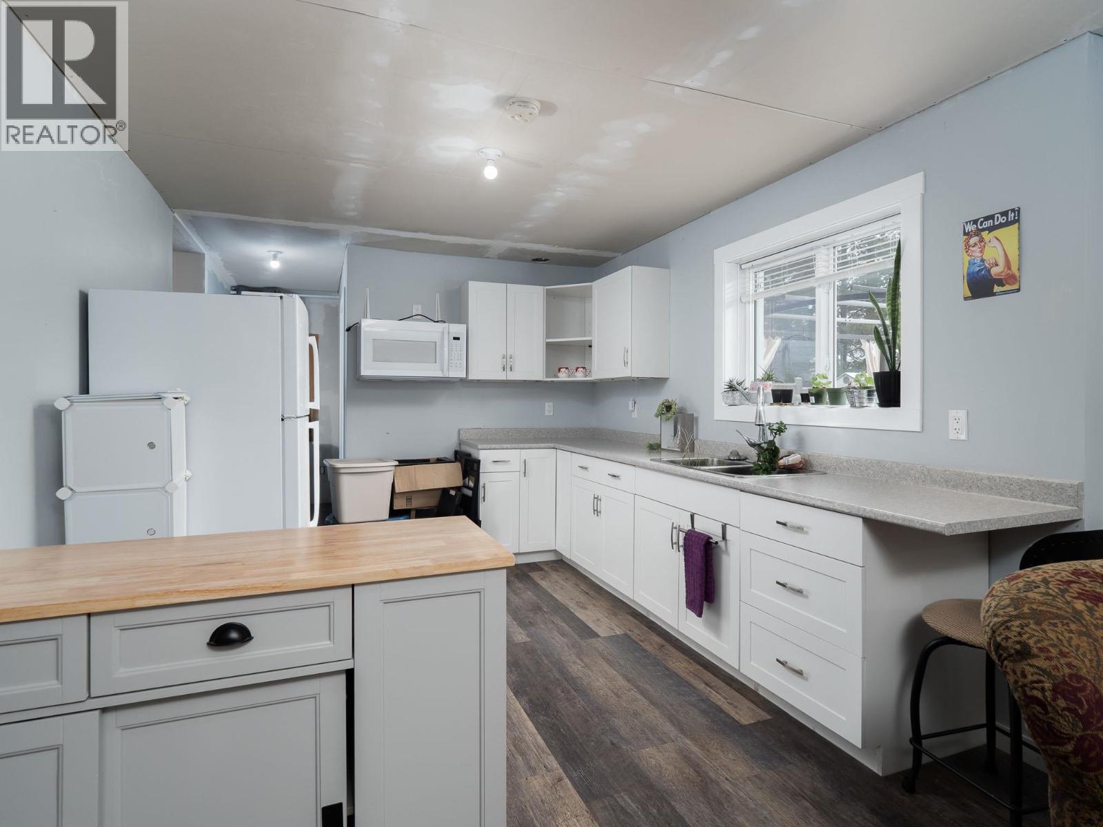 5439 Woodvalley Drive, Prince George, British Columbia  V2K 5A6 - Photo 19 - R3096566