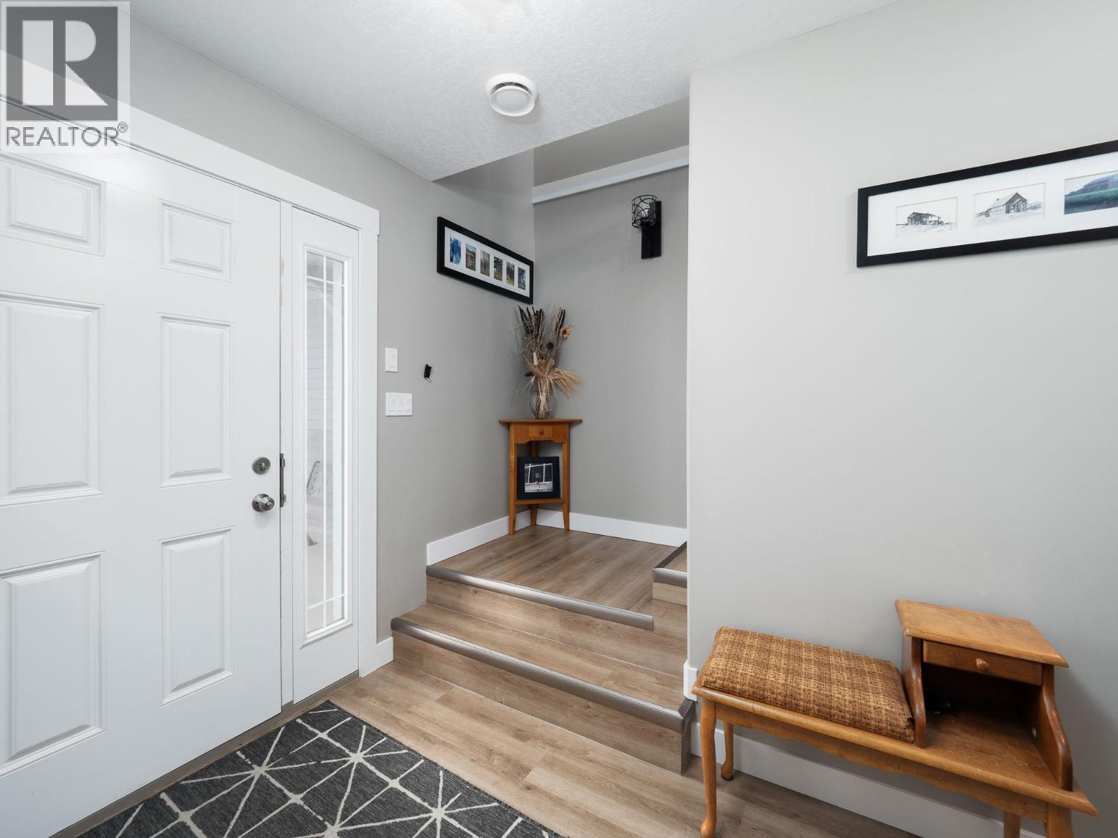 5439 Woodvalley Drive, Prince George, British Columbia  V2K 5A6 - Photo 3 - R3096566