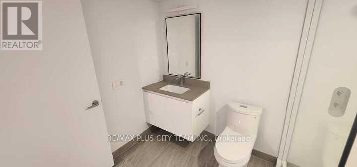 301 - 1720 Bayview Avenue, Toronto, Ontario  M4G 3C4 - Photo 9 - C12846598