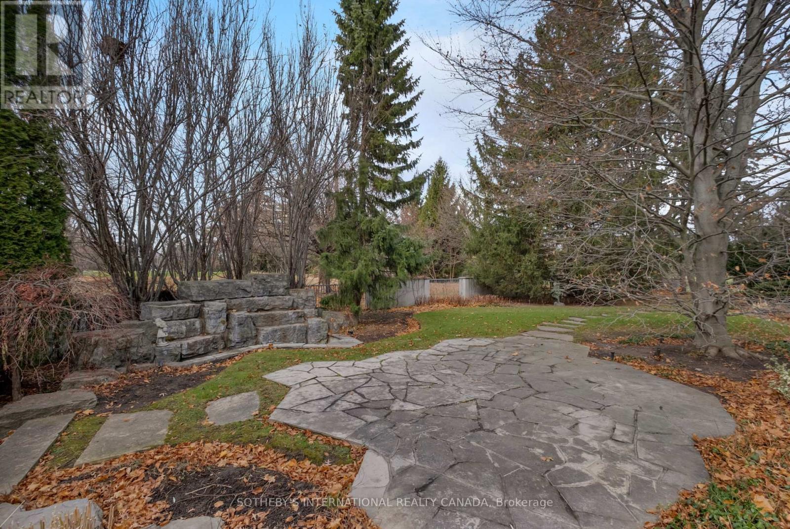 91 Fairway Heights Drive, Markham (Bayview Fairway-Bayview Country Club Estates), Ontario  L3T 3A7 - Photo 37 - N12591880