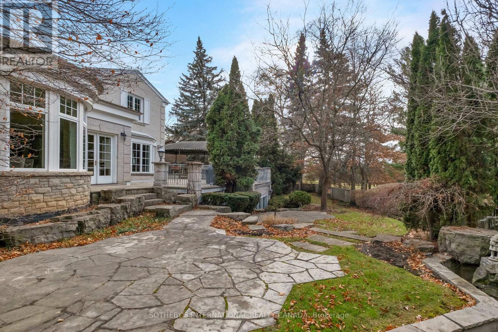 91 Fairway Heights Drive, Markham (Bayview Fairway-Bayview Country Club Estates), Ontario  L3T 3A7 - Photo 34 - N12591880