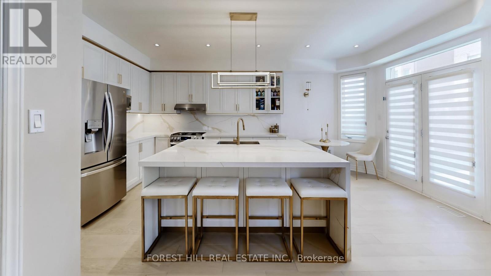 101 RAVINE EDGE DRIVE, Richmond Hill, Ontario