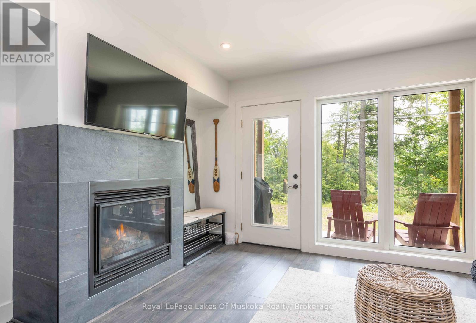 102 - 3 Tree Tops Lane, Huntsville, Ontario  P1H 0B8 - Photo 4 - X12850186