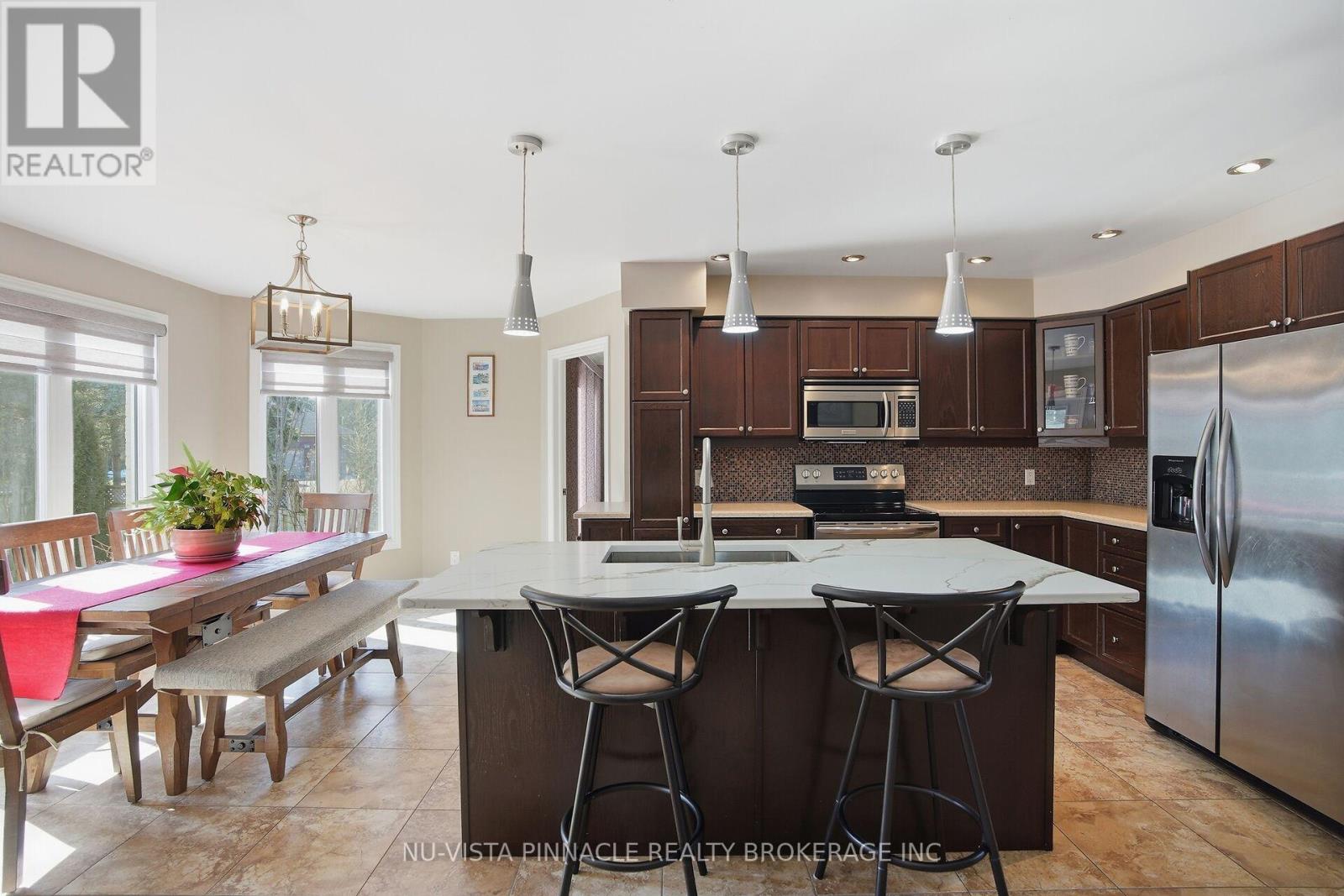 532 Rosecliffe Terrace, London South, Ontario  N6K 4H6 - Photo 11 - X12850008