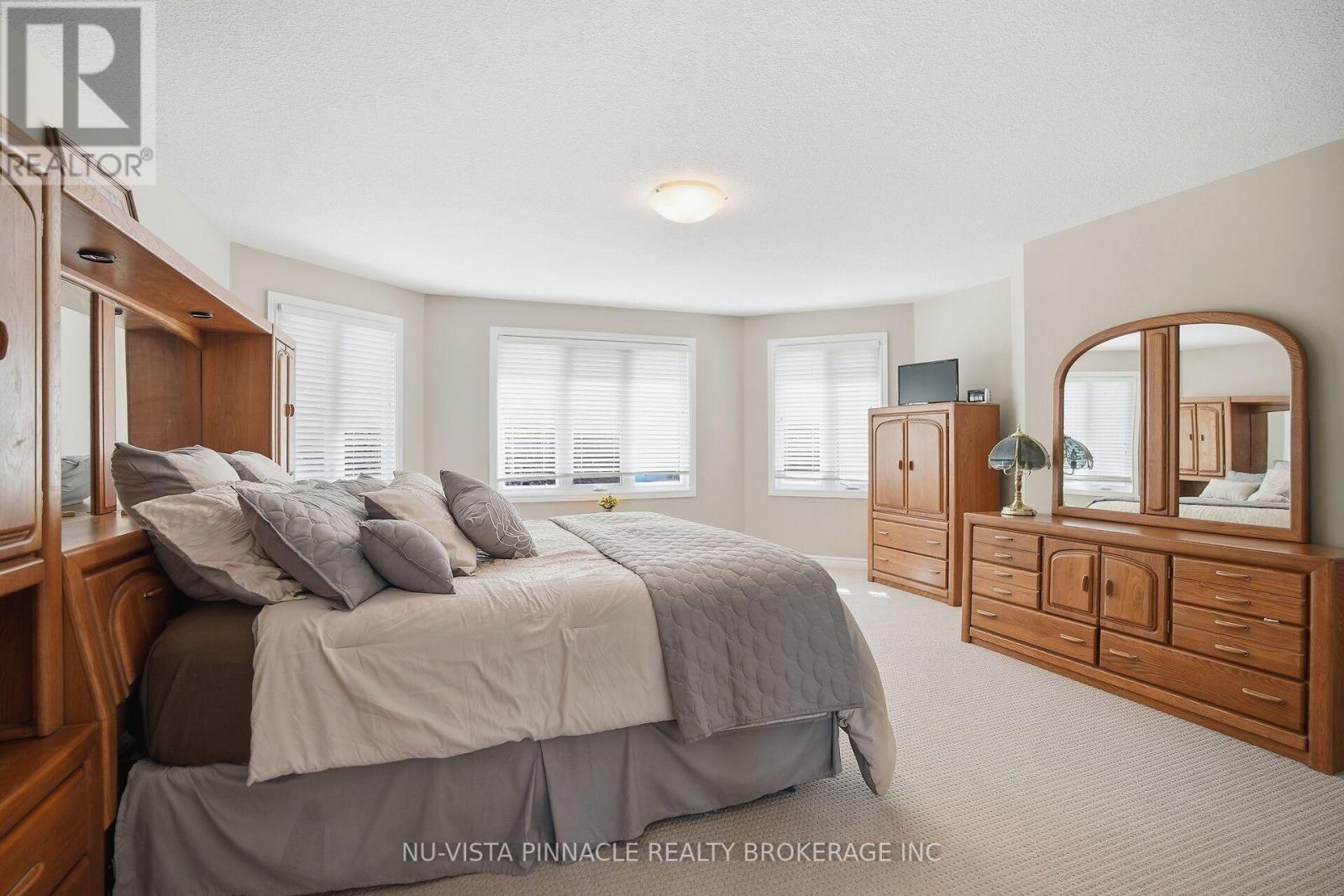 532 Rosecliffe Terrace, London South, Ontario  N6K 4H6 - Photo 22 - X12850008