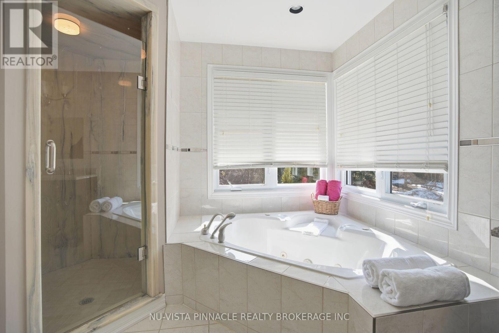 532 Rosecliffe Terrace, London South, Ontario  N6K 4H6 - Photo 24 - X12850008