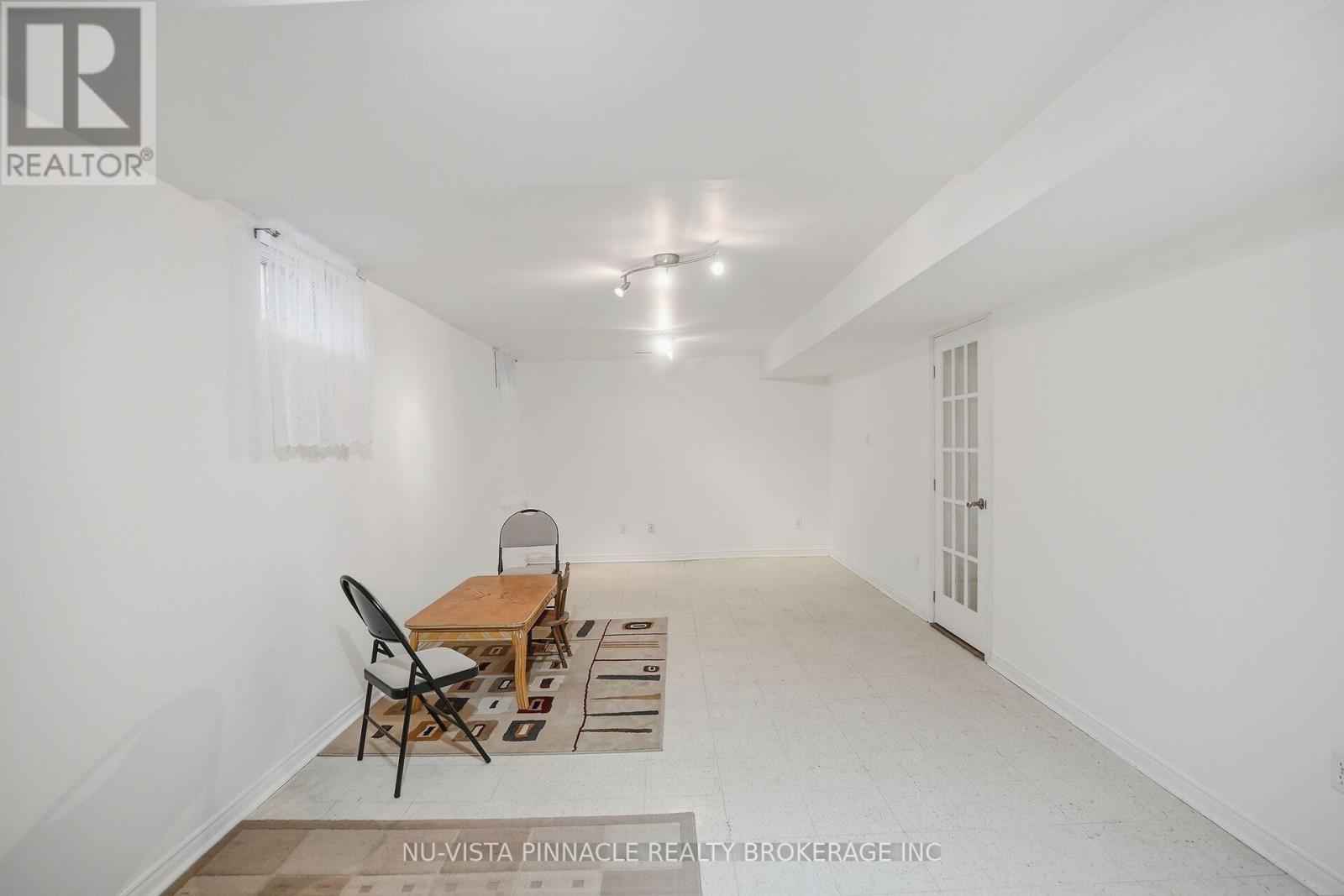 532 Rosecliffe Terrace, London South, Ontario  N6K 4H6 - Photo 34 - X12850008