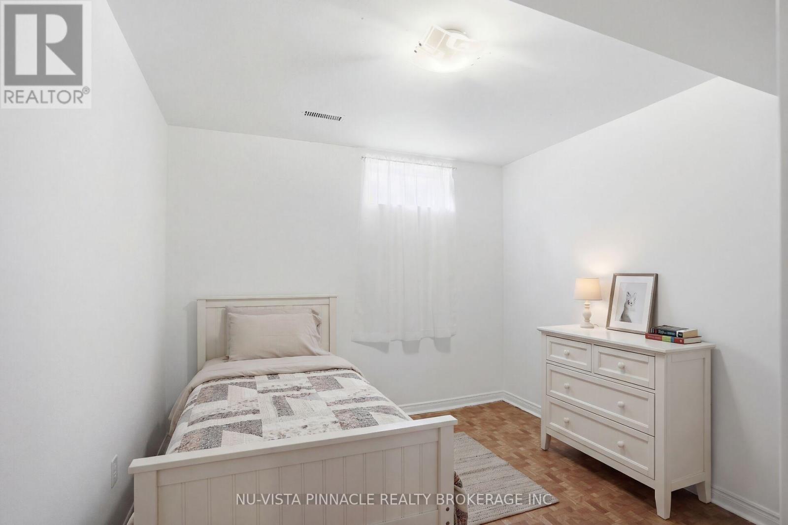 532 Rosecliffe Terrace, London South, Ontario  N6K 4H6 - Photo 35 - X12850008