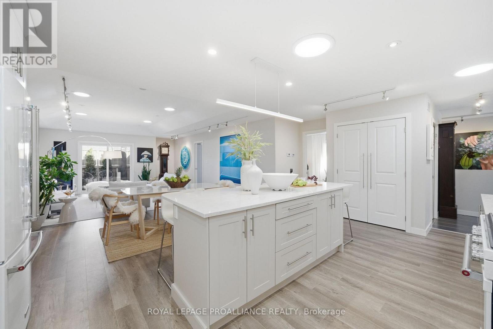 63 Conger Drive, Prince Edward County, Ontario  K0K 3L0 - Photo 12 - X12850246