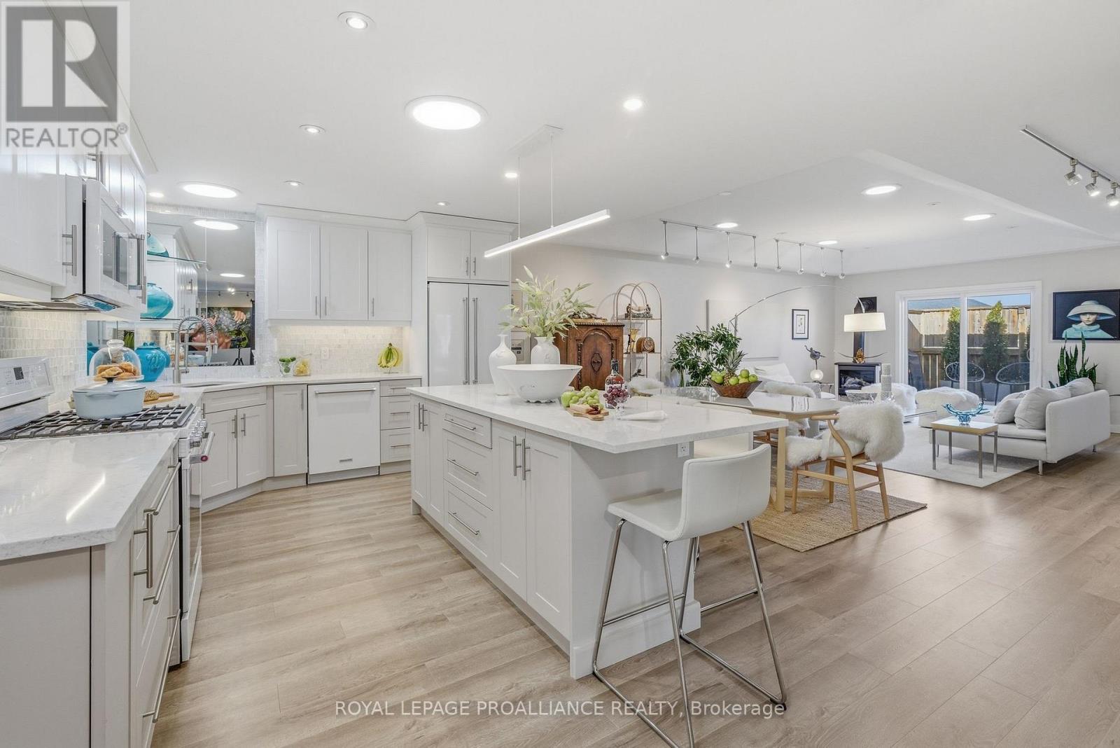 63 Conger Drive, Prince Edward County, Ontario  K0K 3L0 - Photo 16 - X12850246