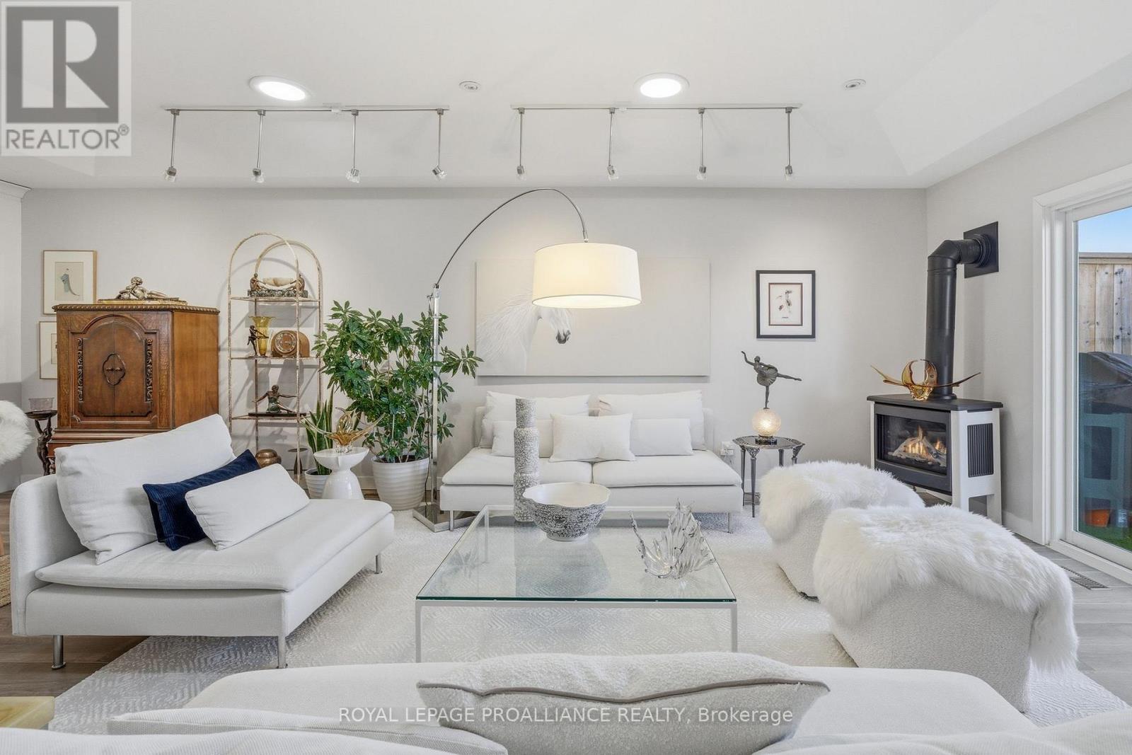 63 Conger Drive, Prince Edward County, Ontario  K0K 3L0 - Photo 20 - X12850246