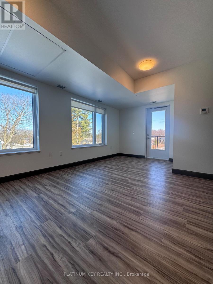 310 - 22645 Adelaide Road, Strathroy-Caradoc, Ontario  N0L 1W0 - Photo 7 - X12850184