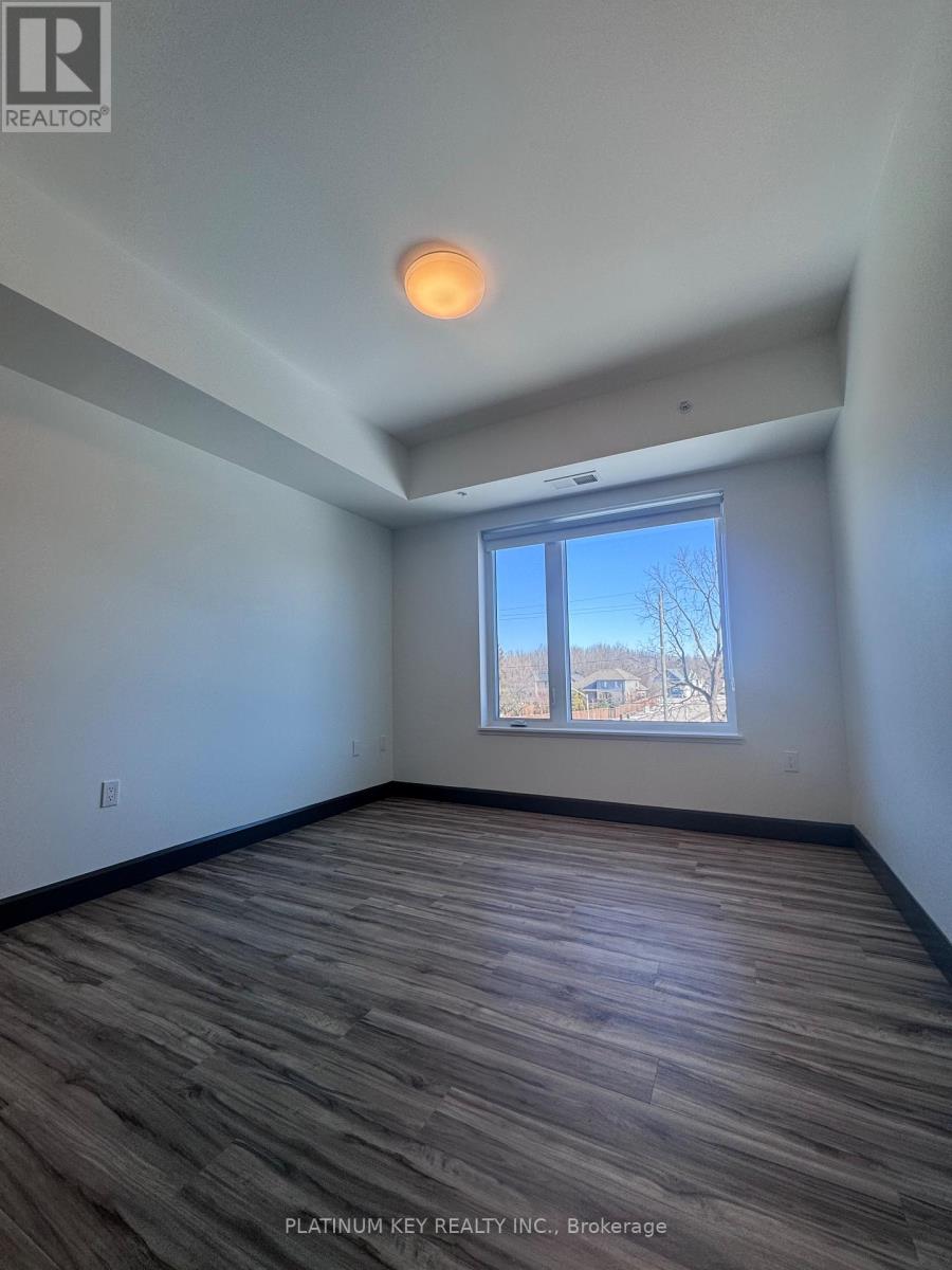 310 - 22645 Adelaide Road, Strathroy-Caradoc, Ontario  N0L 1W0 - Photo 9 - X12850184