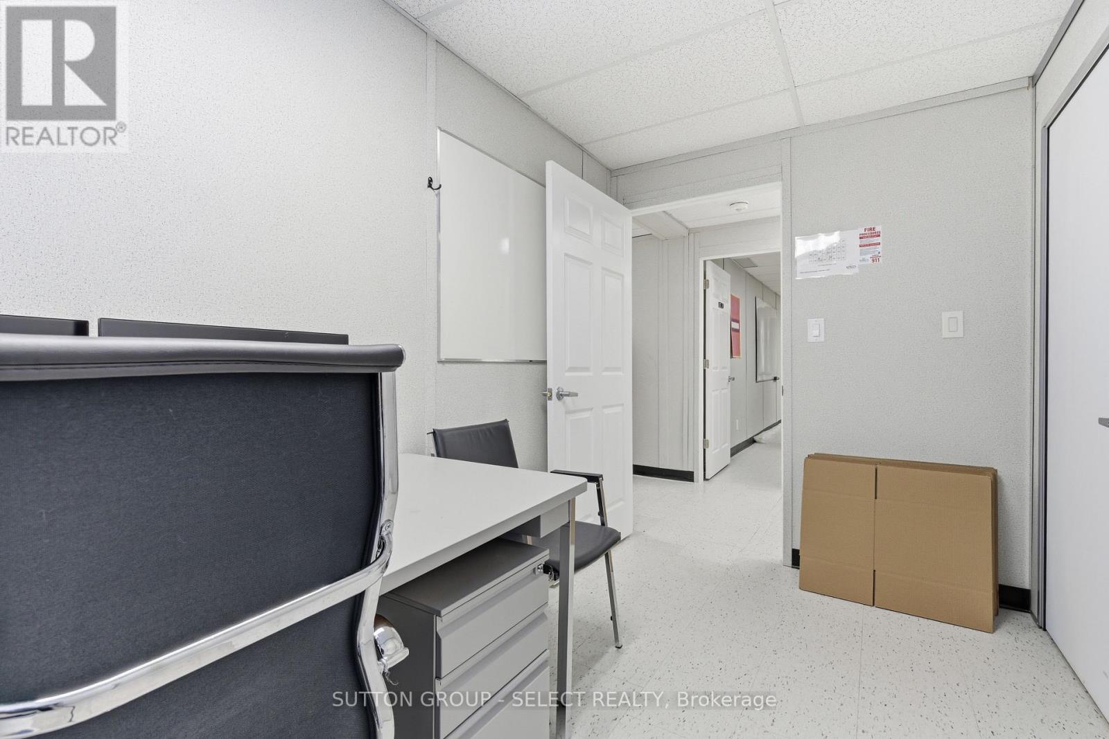 1070 Colborne Street, London East, Ontario  N6A 3Y1 - Photo 11 - X12850252