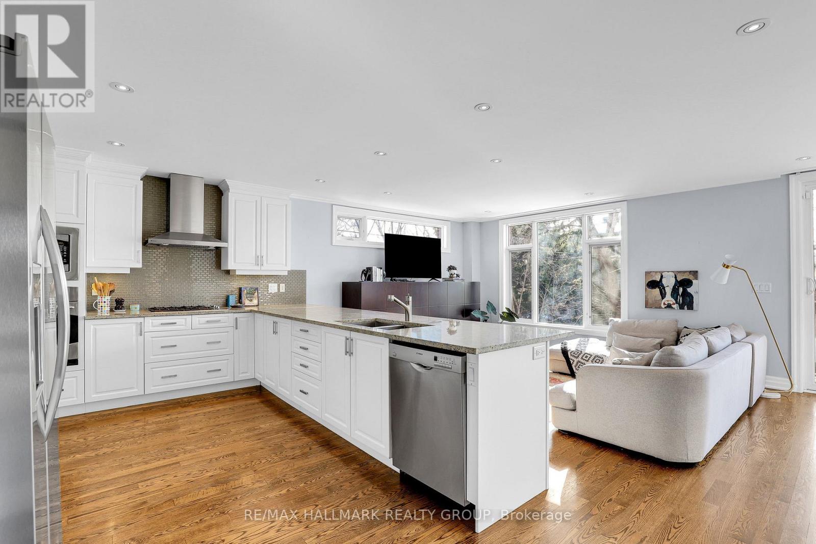 556 Edison Avenue, Ottawa, Ontario  K2A 1V4 - Photo 15 - X12850210