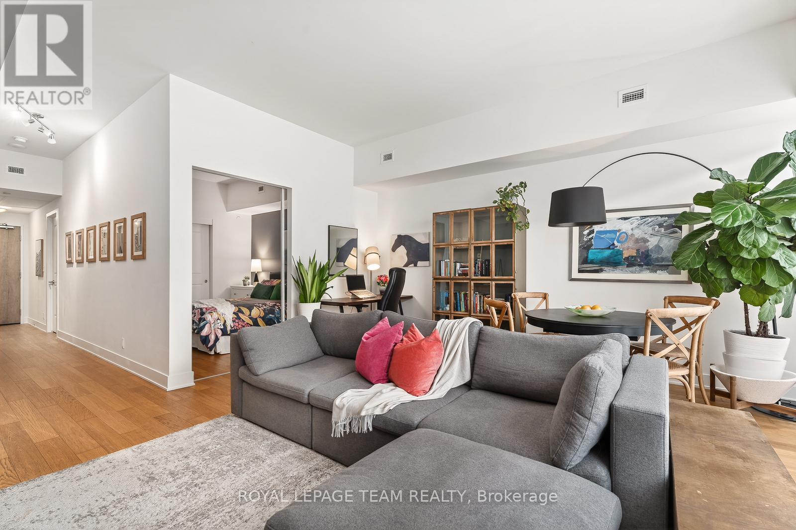 103 - 485 Richmond Road, Ottawa, Ontario  K2A 3W9 - Photo 9 - X12850212