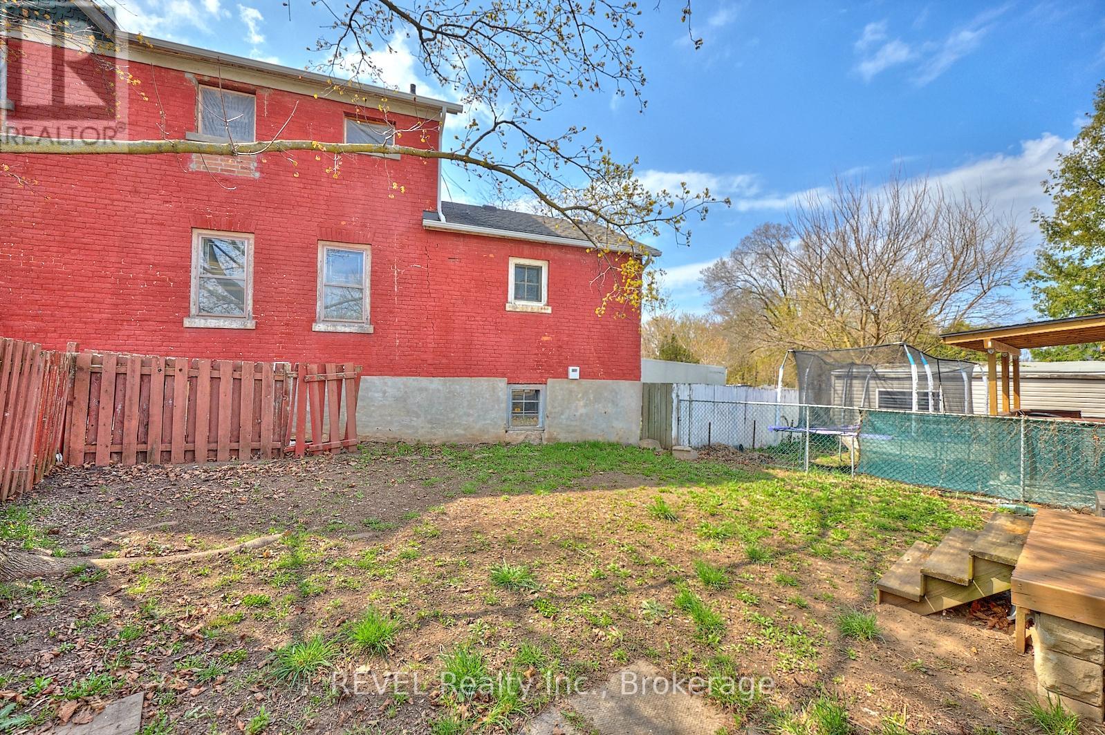 1 Berryman Avenue, St. Catharines, Ontario  L2R 3W8 - Photo 23 - X12850260