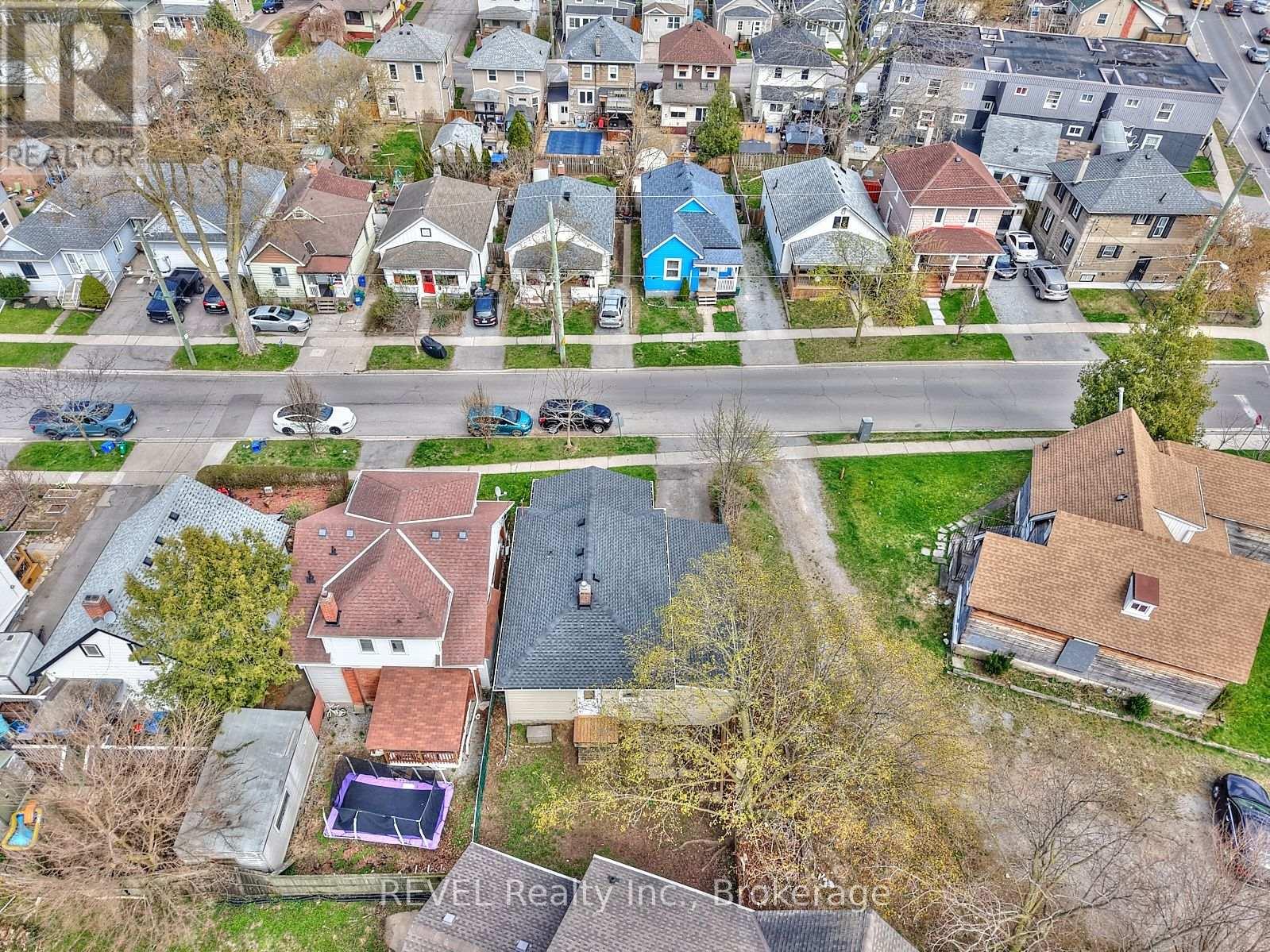 1 Berryman Avenue, St. Catharines, Ontario  L2R 3W8 - Photo 26 - X12850260