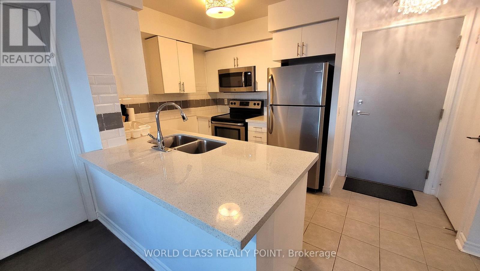 1206 - 35 Saranac Boulevard, Toronto, Ontario  M6A 2G4 - Photo 8 - C12831088