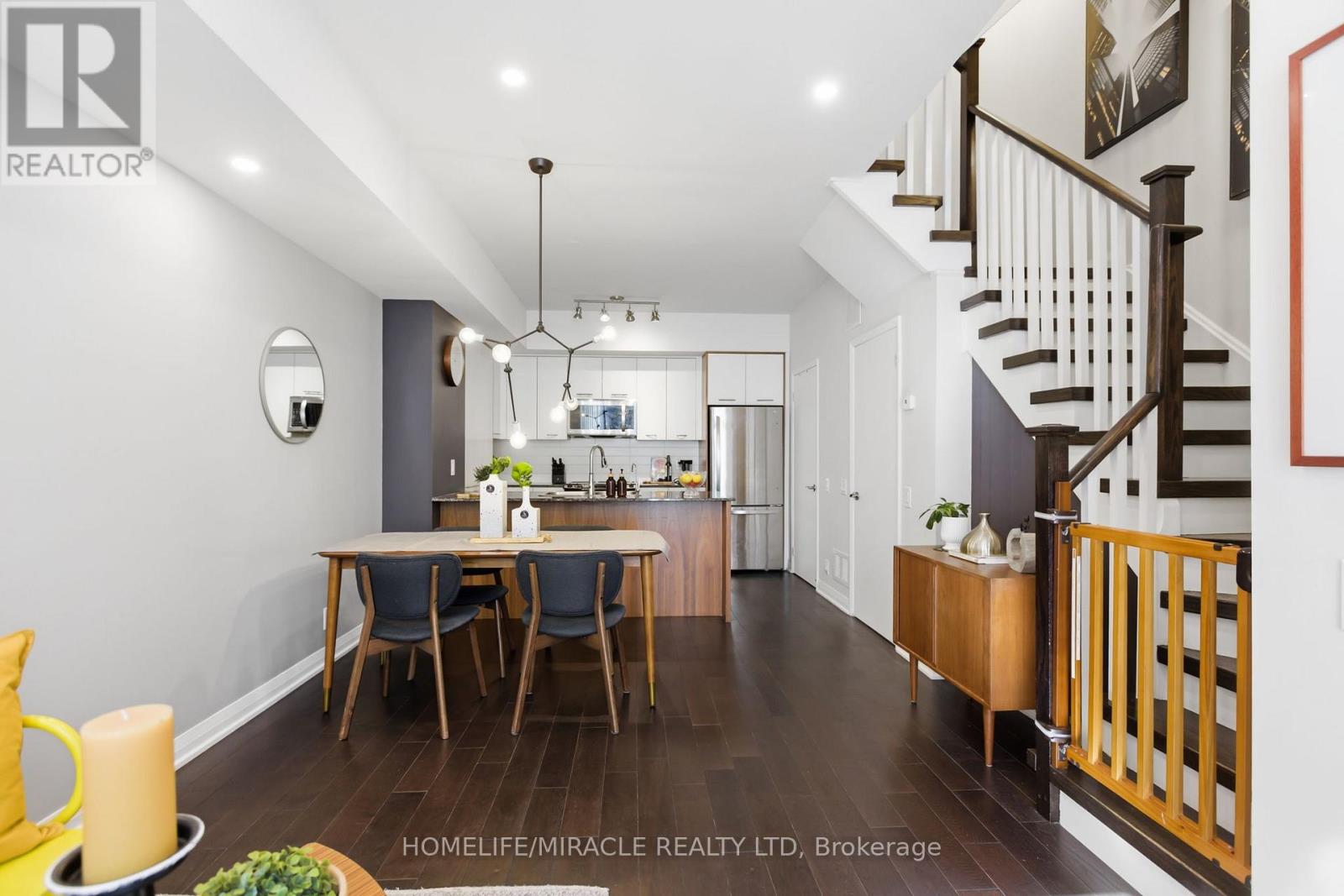 41 - 23 VALHALLA INN ROAD, Toronto, Ontario