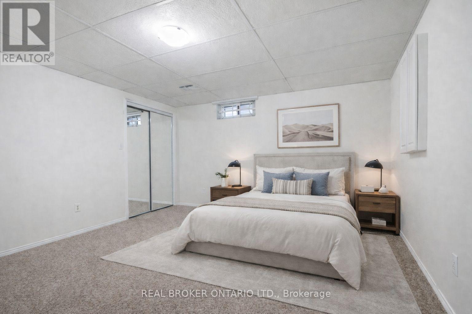 4114 Trapper Crescent, Mississauga, Ontario  L5L 3A9 - Photo 24 - W12849954