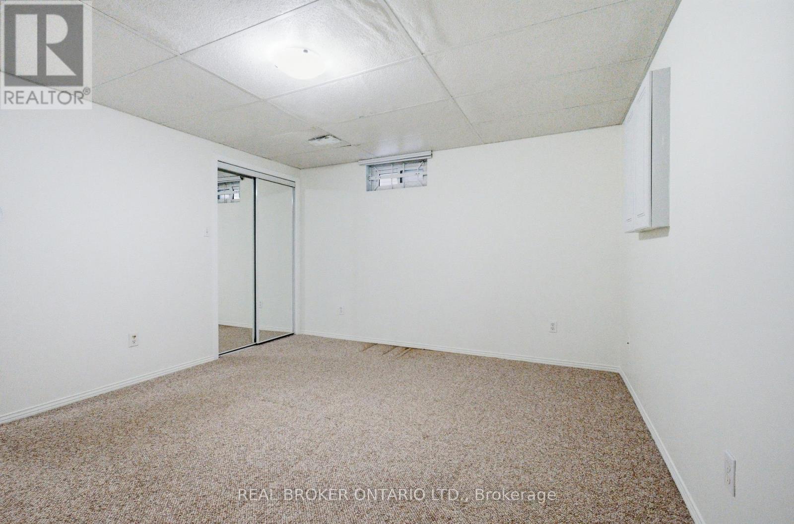 4114 Trapper Crescent, Mississauga, Ontario  L5L 3A9 - Photo 25 - W12849954