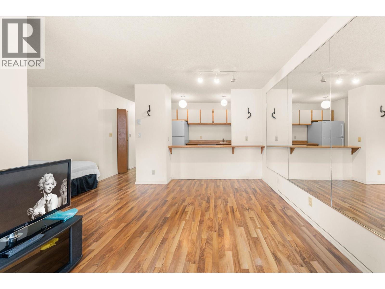 307 1330 Hornby Street, Vancouver, British Columbia  V6Z 1W5 - Photo 6 - R3096506