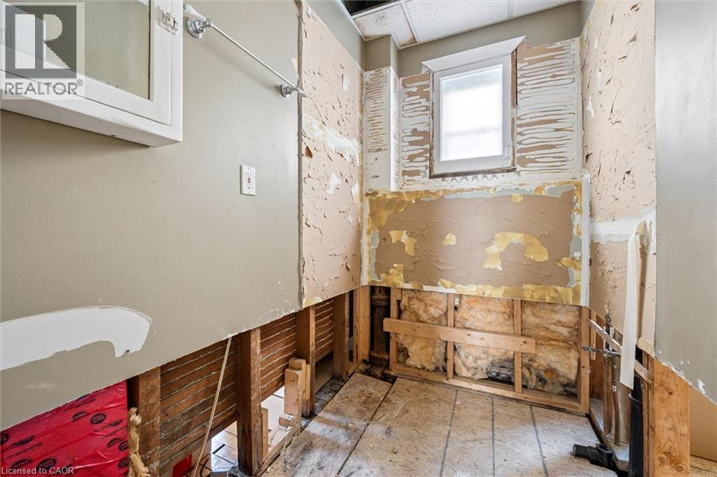 98 William Street W, Waterloo, Ontario  N2L 1J7 - Photo 24 - 40809842