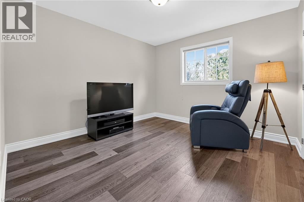 23 Tamarack Court, Grimsby, Ontario  L3M 5M2 - Photo 32 - 40809562