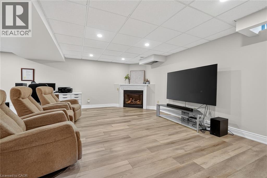 23 Tamarack Court, Grimsby, Ontario  L3M 5M2 - Photo 38 - 40809562