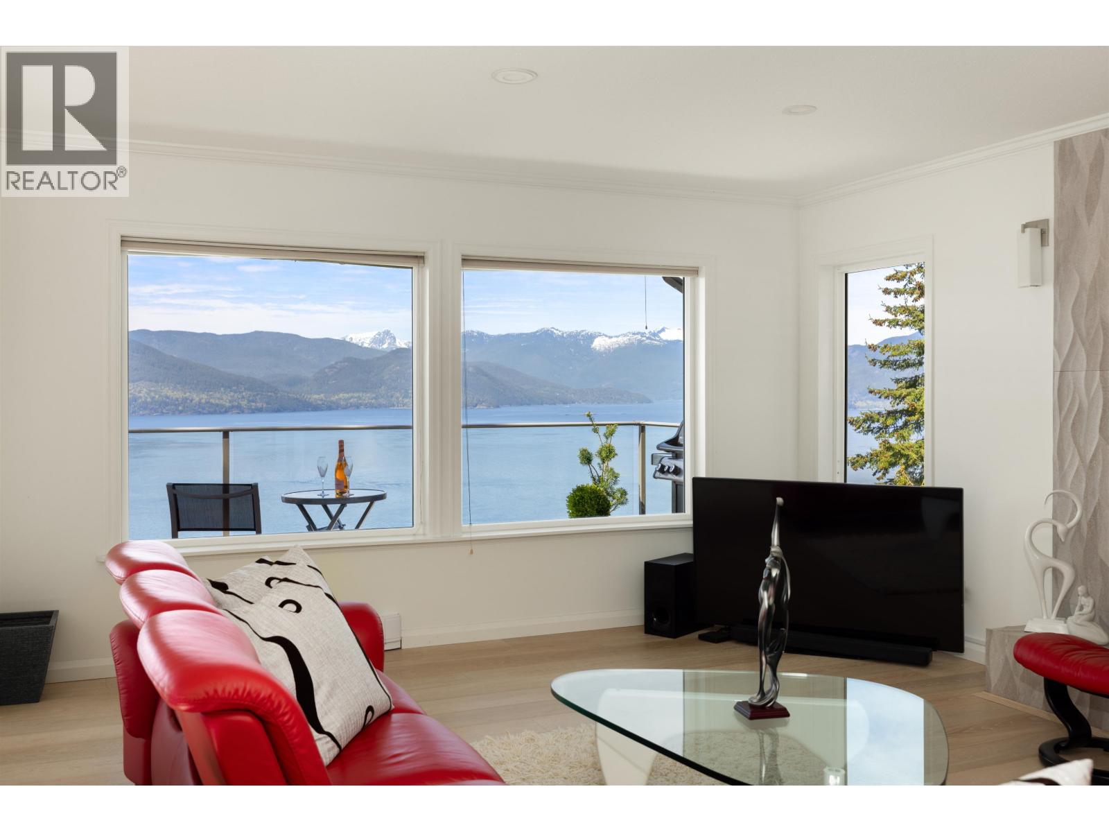 250 Kelvin Grove Way, Lions Bay, British Columbia  V0N 2E0 - Photo 5 - R3096520