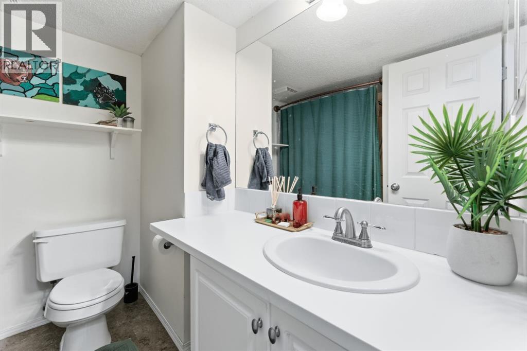 203, 6148 Bowness Road Nw, Calgary, Alberta  T3B 0E1 - Photo 14 - A2288648