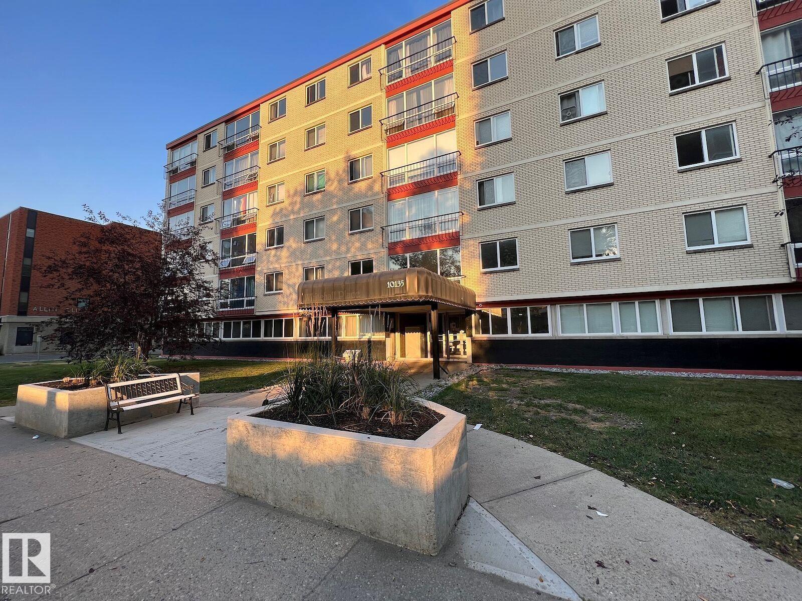 #408 10135 120 ST NW, edmonton, Alberta