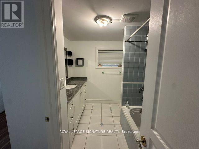 Bsmt - 23 Bannockburn Avenue, Toronto, Ontario  M5M 2M7 - Photo 14 - C12850164