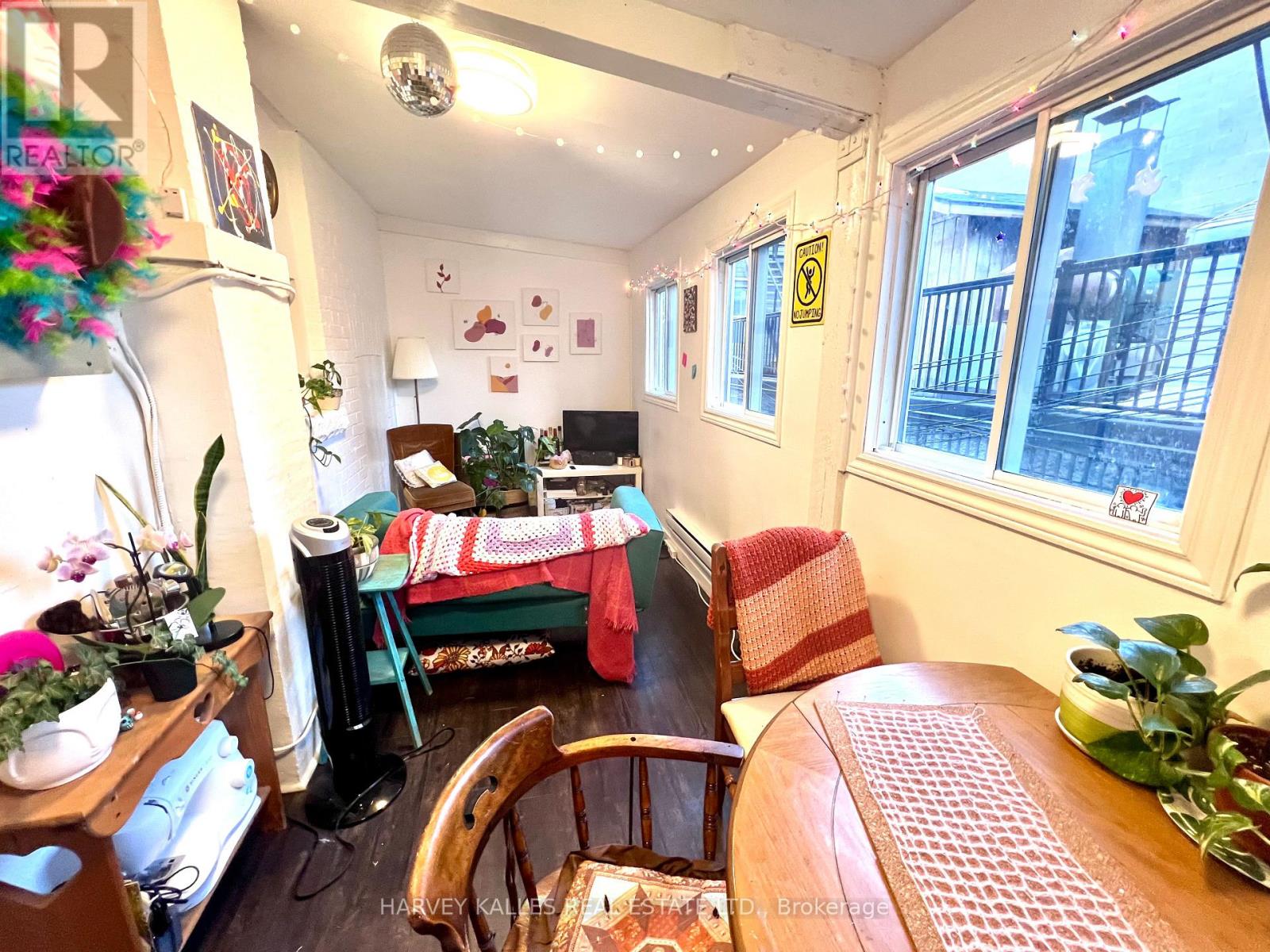 2nd Floor - 791 Bathurst Street, Toronto, Ontario  M5S 1Z5 - Photo 2 - C12850262