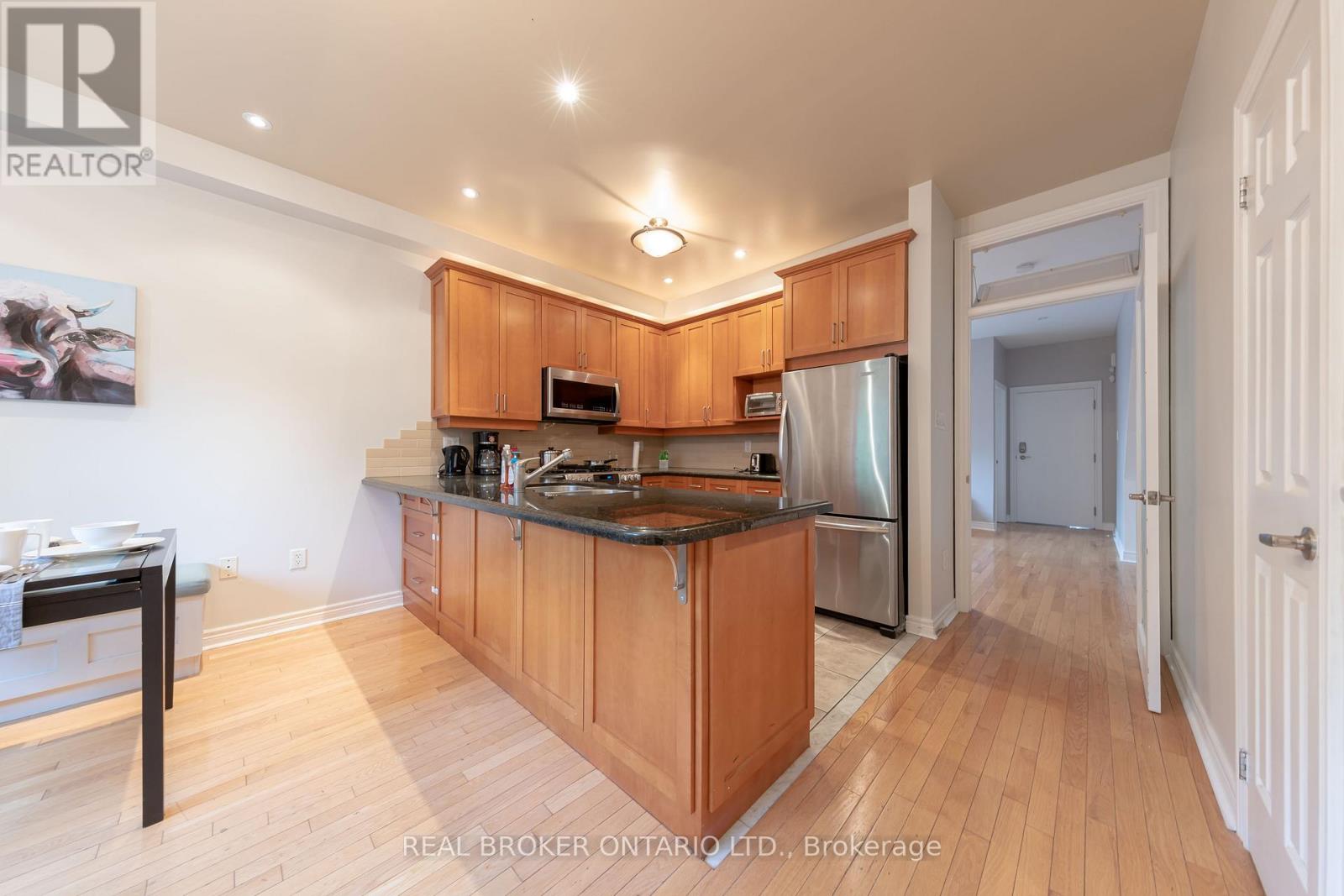 Main - 179 Hanson Street, Toronto (Woodbine Corridor), Ontario  M4C 1A7 - Photo 7 - E12850192