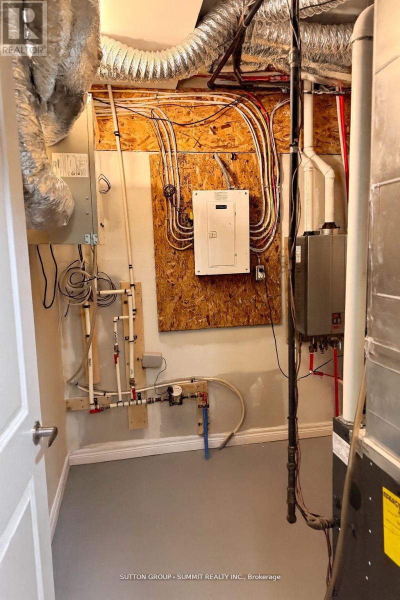 Lower Unit - 291 Olive Avenue, Oshawa, Ontario  L1H 2P5 - Photo 5 - E12850222