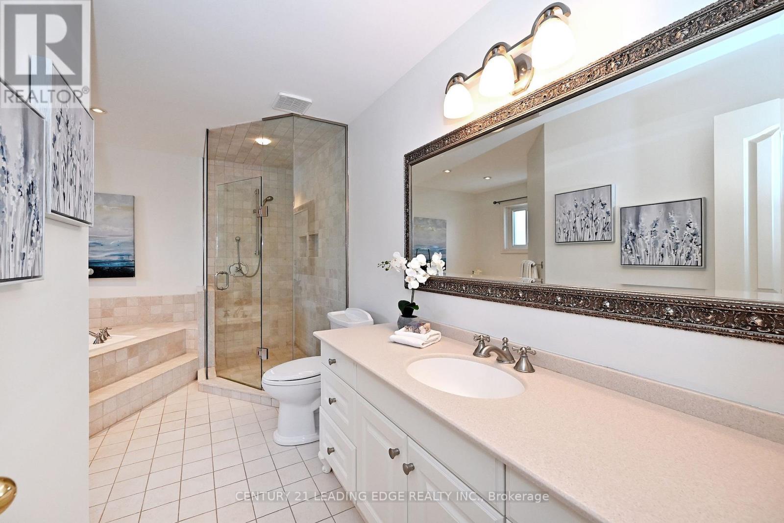 34 Pandora Court, Richmond Hill, Ontario  L4S 1J4 - Photo 27 - N12850254