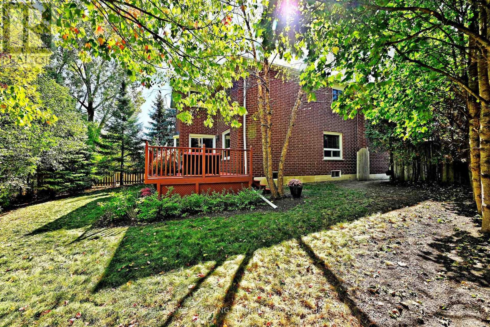 34 Pandora Court, Richmond Hill, Ontario  L4S 1J4 - Photo 40 - N12850254