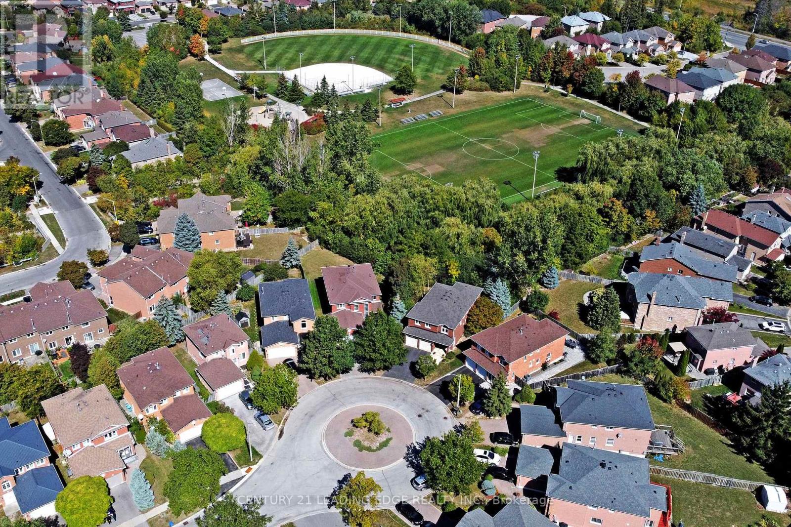 34 Pandora Court, Richmond Hill, Ontario  L4S 1J4 - Photo 49 - N12850254