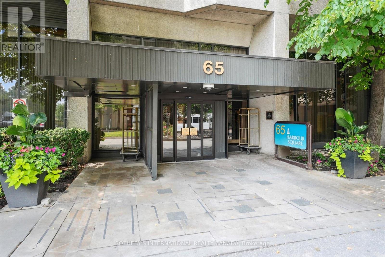 1110 - 65 Harbour Square, Toronto, Ontario  M5J 2L4 - Photo 23 - C12667984