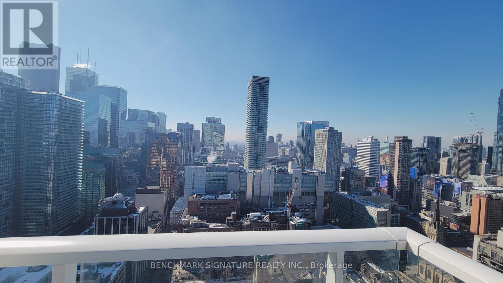 4011 - 88 Queen Street E, Toronto, Ontario  M5C 0B6 - Photo 4 - C12840060