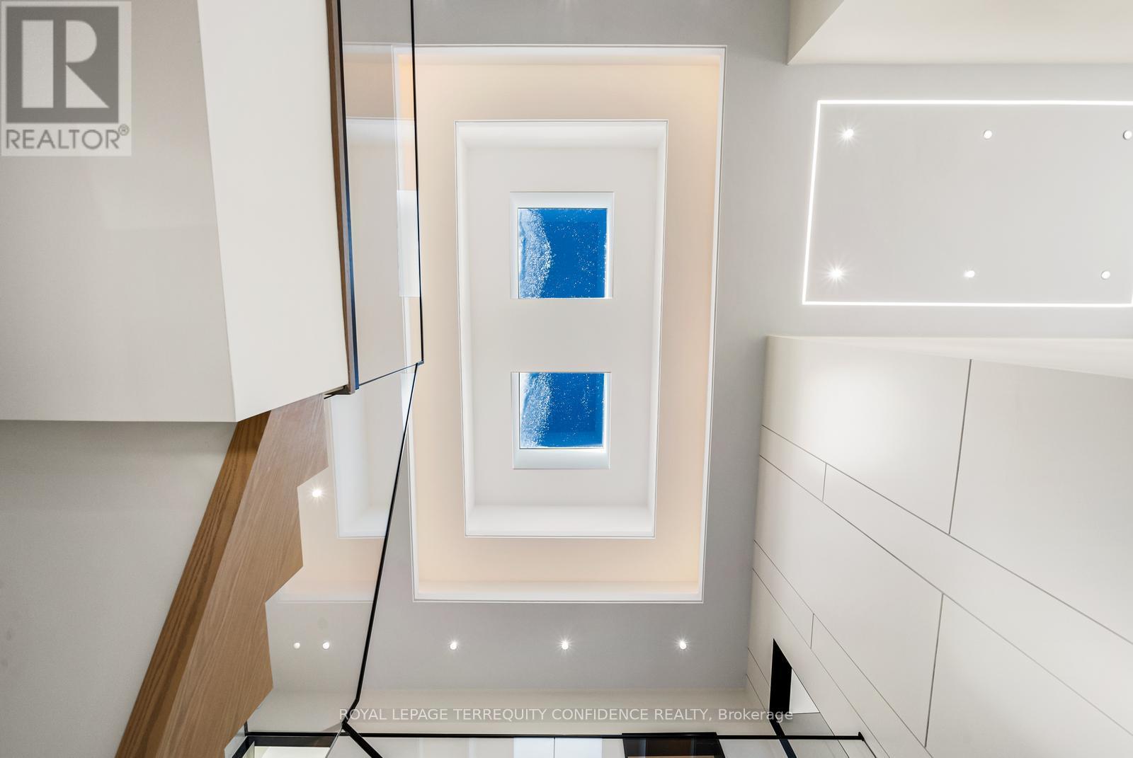 281 Kerrybrook Drive, Richmond Hill, Ontario  L4C 3R2 - Photo 17 - N12837170