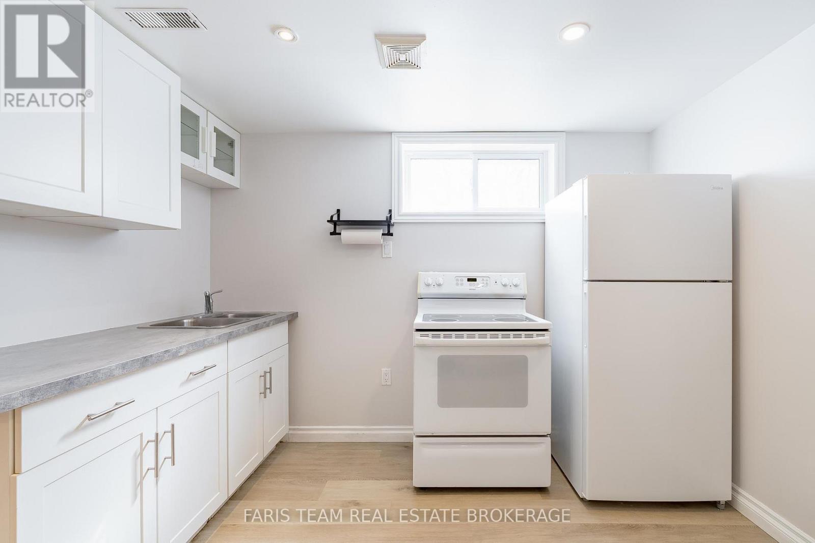 510 Mary Street, Tay, Ontario  L0K 1R0 - Photo 26 - S12805044